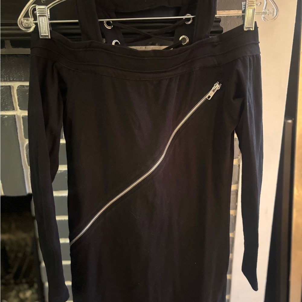 Vixxsin Off-Shoulder shirt dress with Zipper Detail
